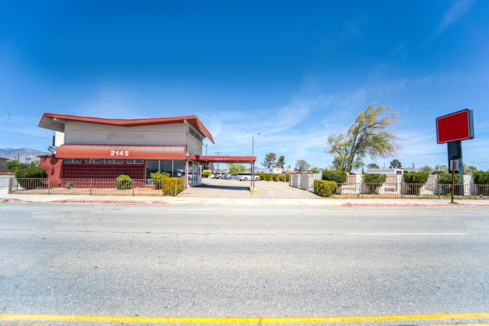 Mojave Hotel Exterior foto
